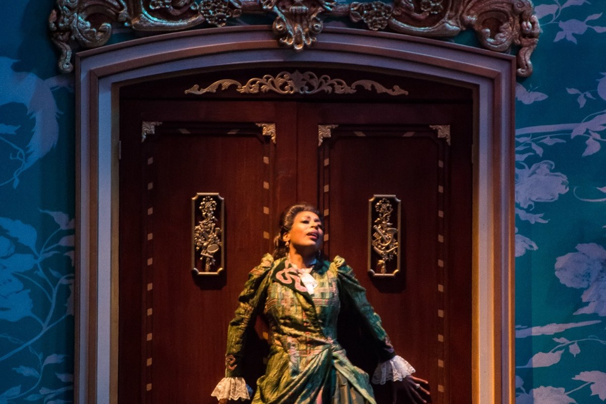 Die Fledermaus | Jefferson Ridenour